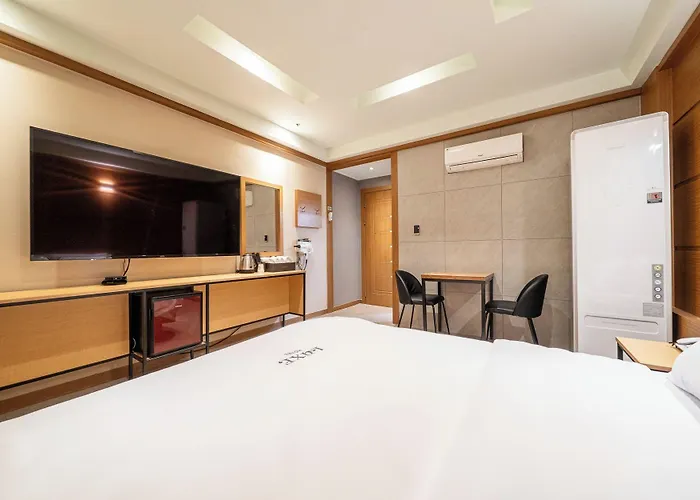 Nowon Luxe Hotel